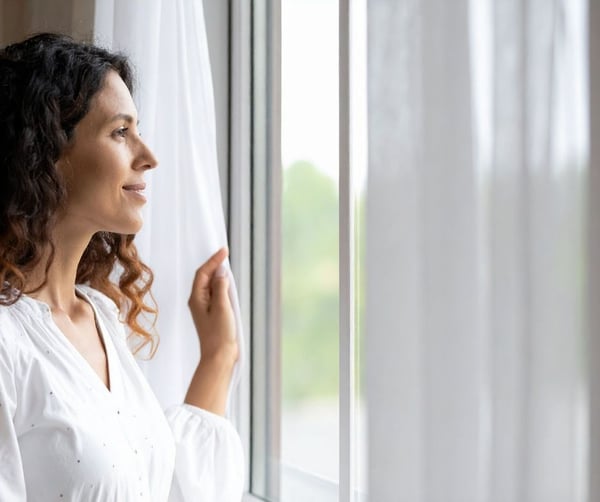 Open Curtains