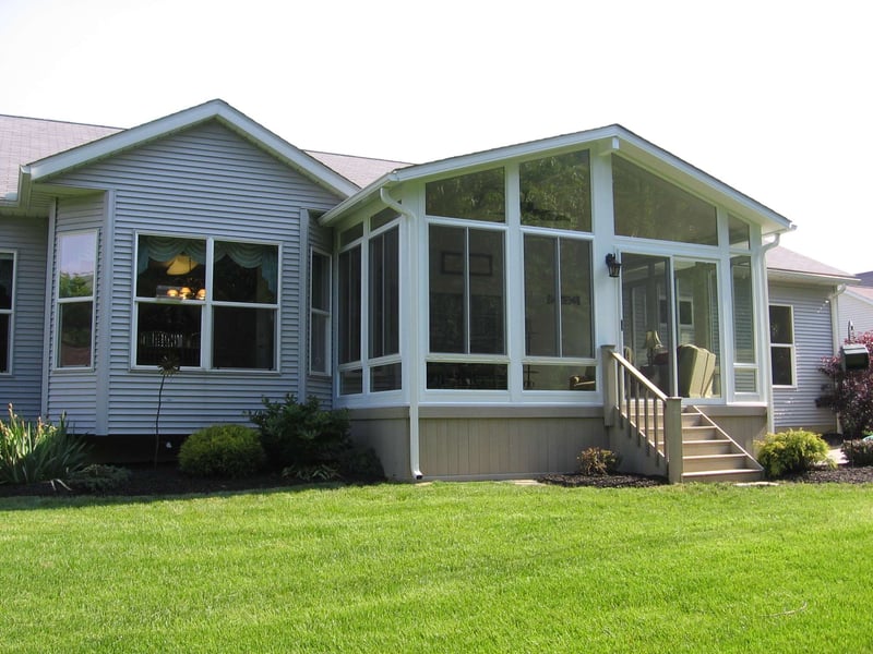 Deck_to_a_sunroom