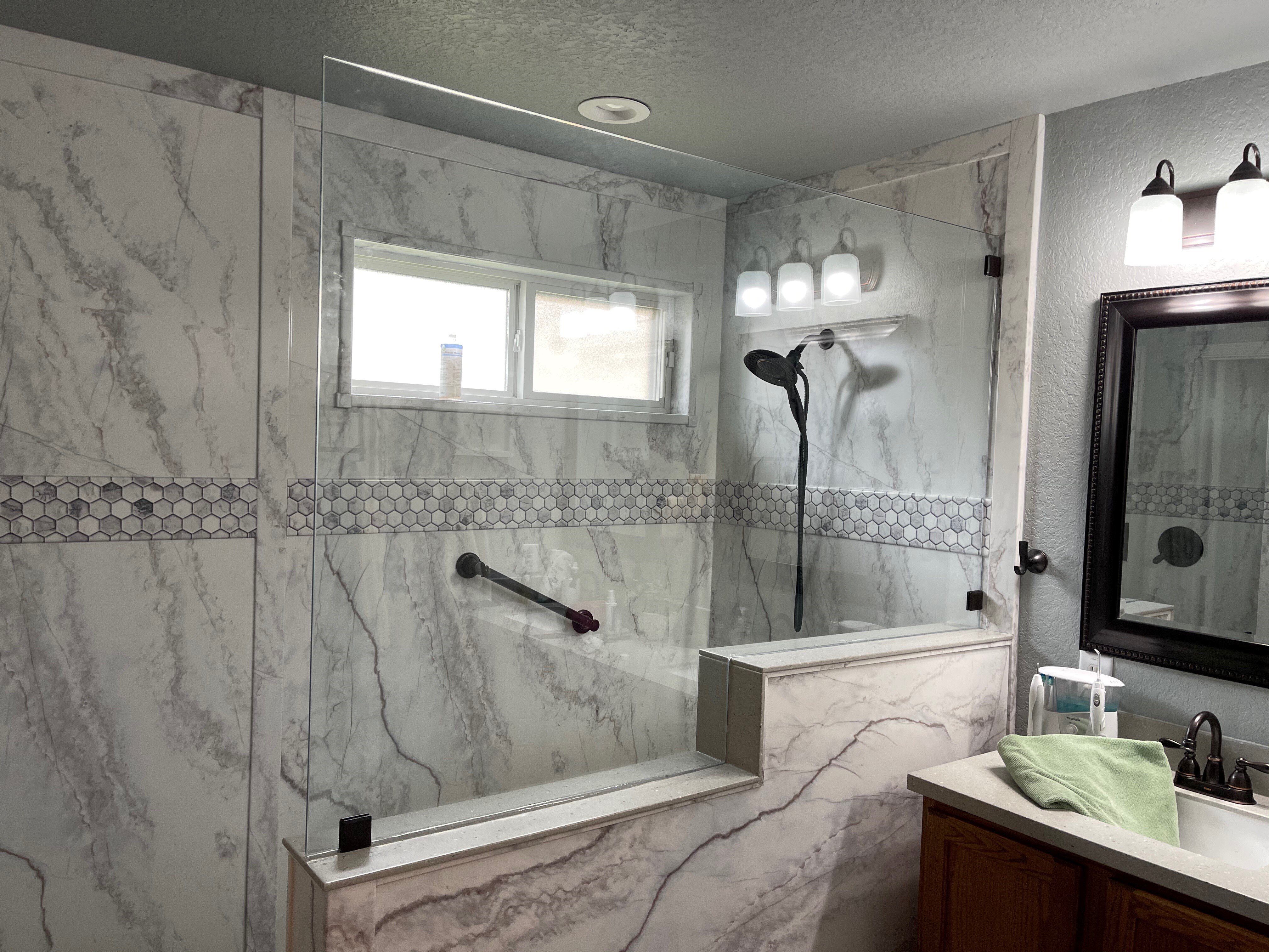 Oversized Shower with Glass Doors in SignatureStone