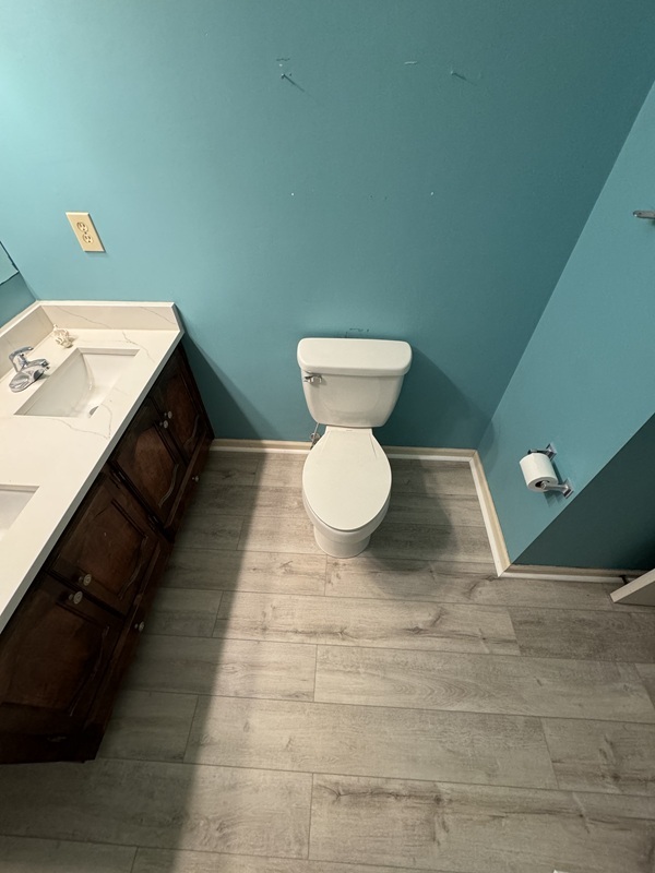 New flooring and toilet with Joyce Refresh