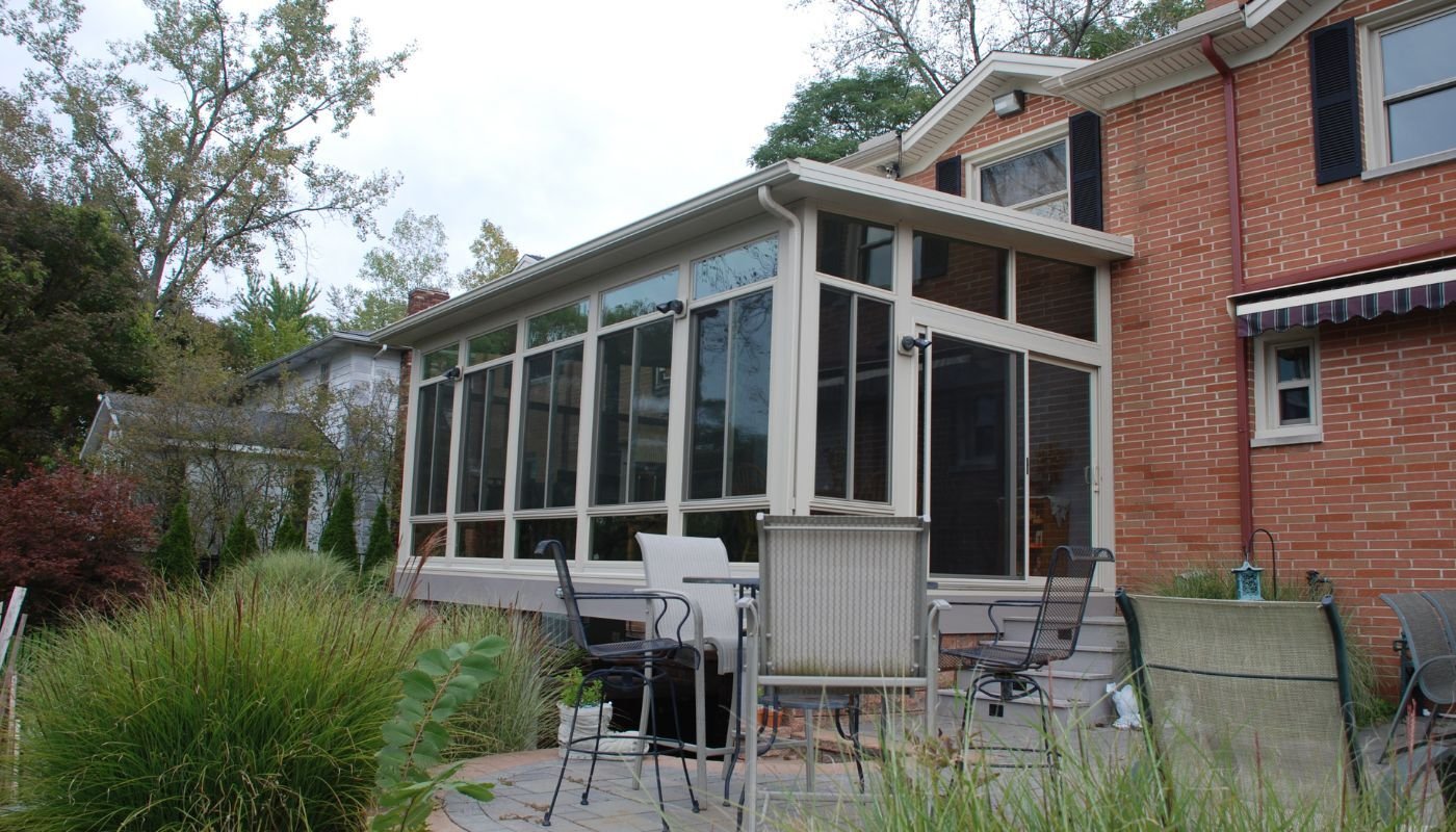 Deck enclosure in beige