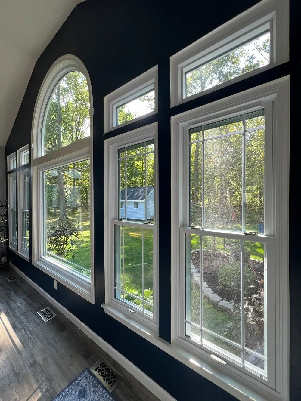 Eloquence Windows with Modern Grids