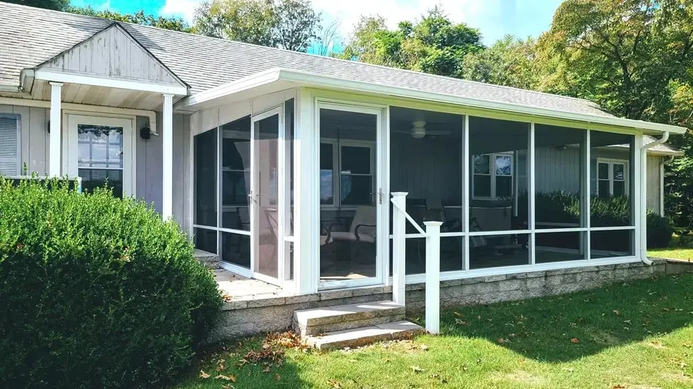 Screen Room with Studio Roof and Swing Door