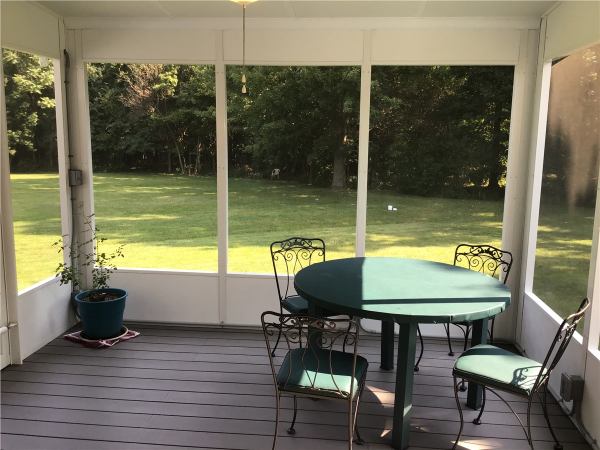 perry-sunroom2